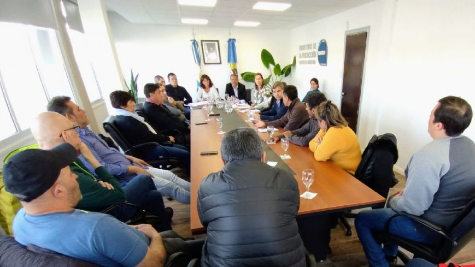 El Gobierno Provincial mantuvo una reunión con representantes de Minera Triton